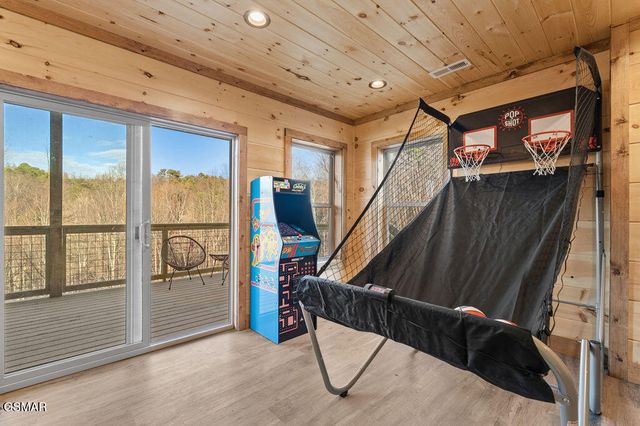 1559 Sky View Drive, Sevierville, TN 37876