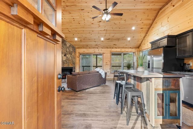 1559 Sky View Drive, Sevierville, TN 37876