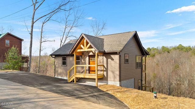1559 Sky View Drive, Sevierville, TN 37876