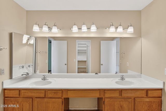 4861 E HOBART Street, Mesa, AZ 85205