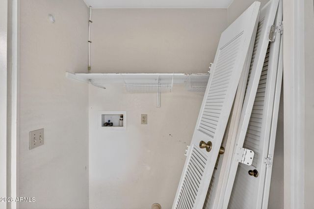 4861 E HOBART Street, Mesa, AZ 85205