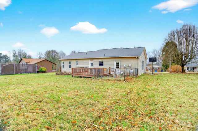 4 Plaza Drive, Granite Falls, NC 28630