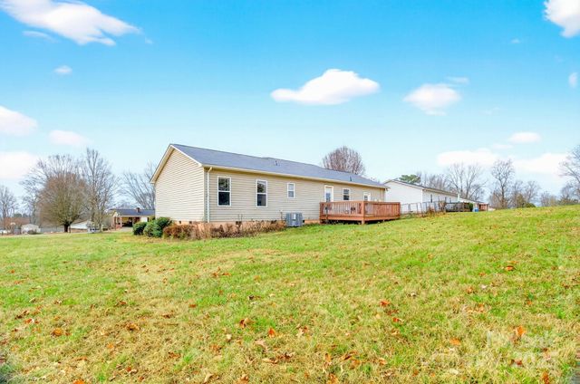 4 Plaza Drive, Granite Falls, NC 28630