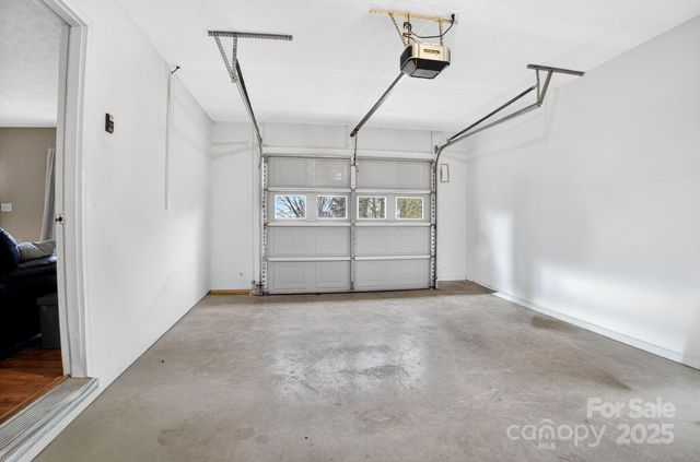 4 Plaza Drive, Granite Falls, NC 28630