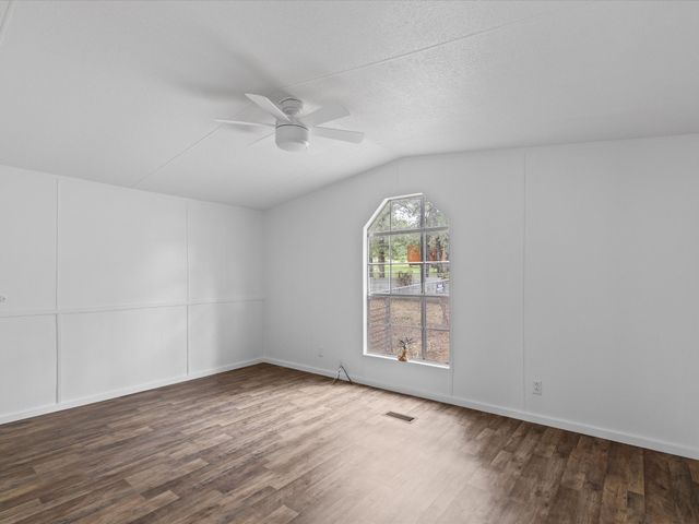146 Deerwood Lane, Springtown, TX 76082