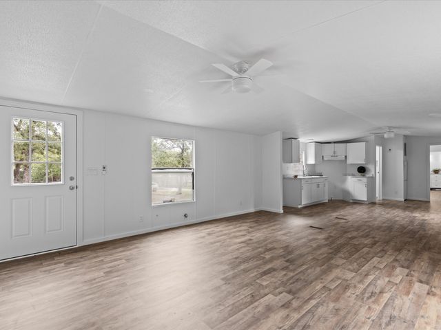 146 Deerwood Lane, Springtown, TX 76082