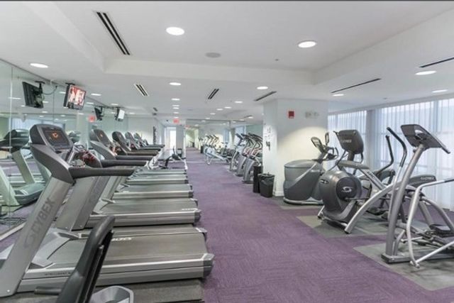 42 8th Street 1501, Boston, MA 02129