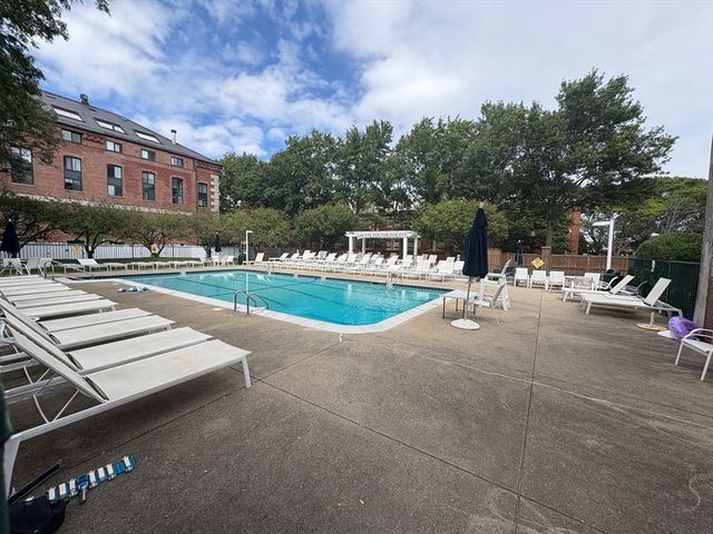 42 8th Street 1501, Boston, MA 02129