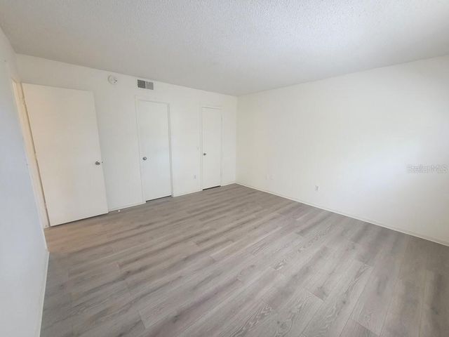 11411 PIKE COURT 4, New Port Richey, FL 34654