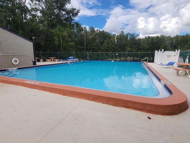 11411 PIKE COURT 4, New Port Richey, FL 34654