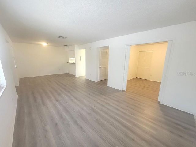 11411 PIKE COURT 4, New Port Richey, FL 34654