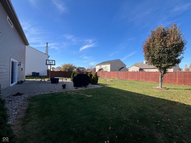 12236 Quarterback Lane, Fishers, IN 46037