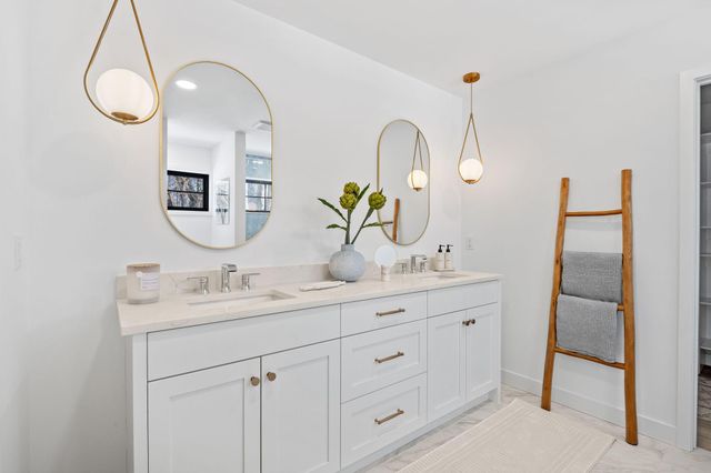 9421 Frederick Avenue, Saint Louis Park, MN 55426