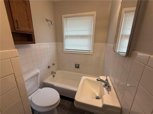 105 & 107 S Arlington Avenue, Independence, MO 64053