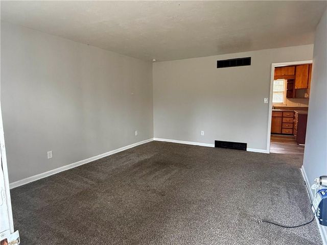 105 & 107 S Arlington Avenue, Independence, MO 64053