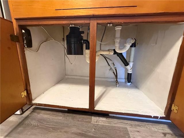 105 & 107 S Arlington Avenue, Independence, MO 64053