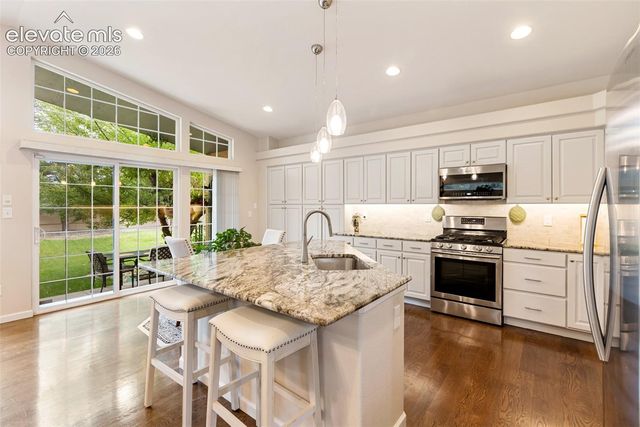 3385 Hollycrest Drive, Colorado Springs, CO 80920