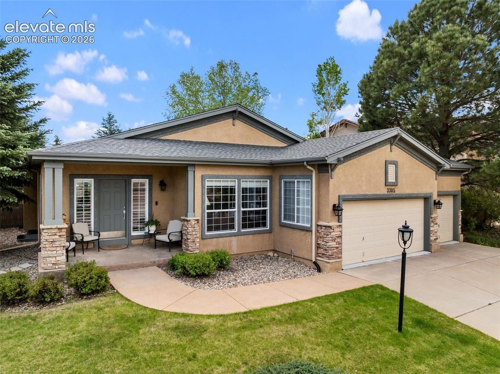 3385 Hollycrest Drive, Colorado Springs, CO 80920