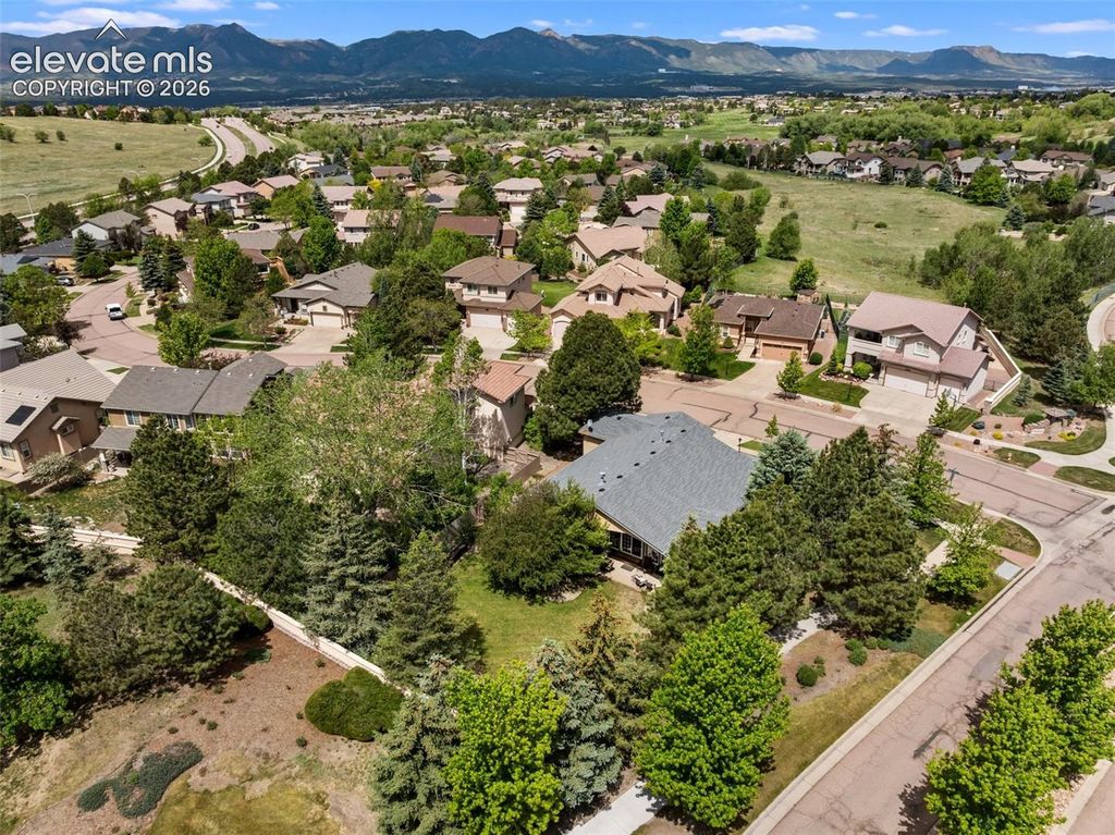 3385 Hollycrest Drive, Colorado Springs, CO 80920 — photo 2
