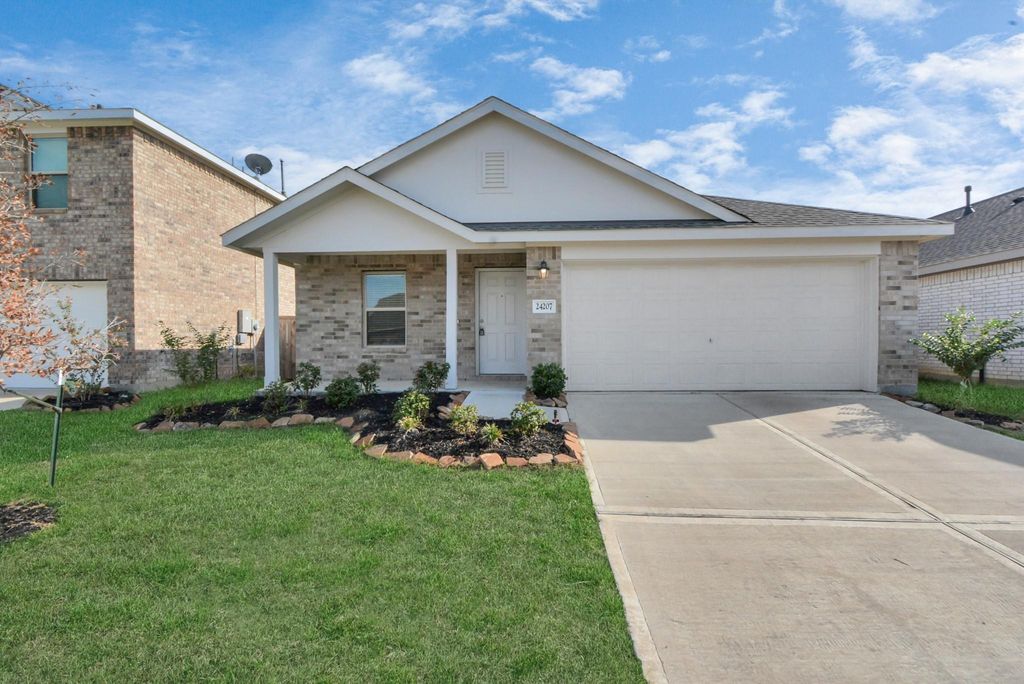 24207 Becker Hollow Lane, Hockley, TX 77447