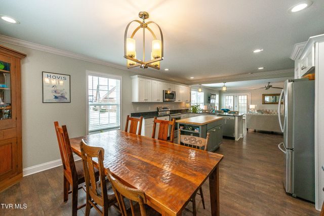 1603 Maple Ridge Court, Kingsport, TN 37664