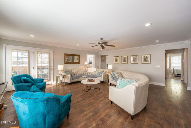 1603 Maple Ridge Court, Kingsport, TN 37664