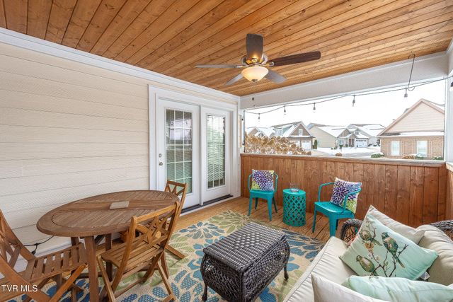 1603 Maple Ridge Court, Kingsport, TN 37664