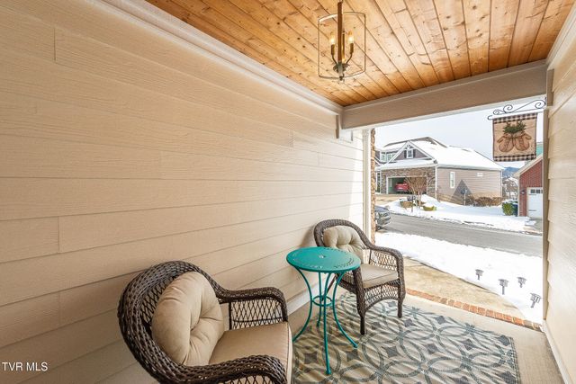 1603 Maple Ridge Court, Kingsport, TN 37664