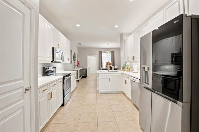 10487 SW West Park Avenue, Port Saint Lucie, FL 34987