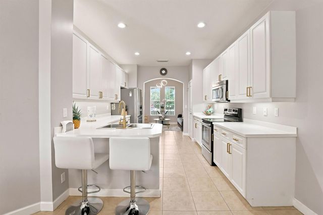 10487 SW West Park Avenue, Port Saint Lucie, FL 34987