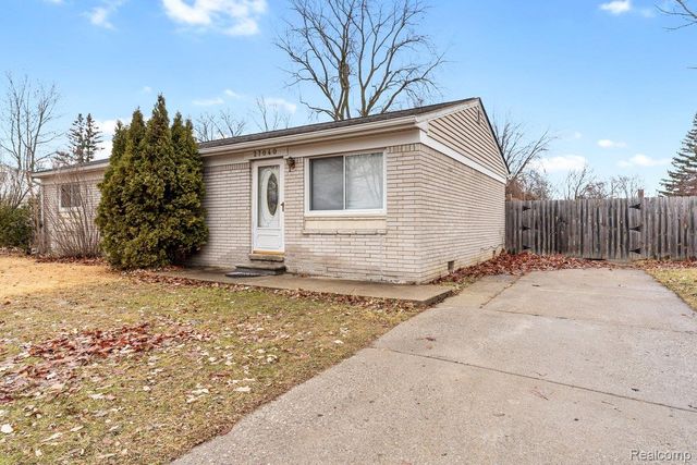 27040 Stacy Street, Taylor, MI 48180