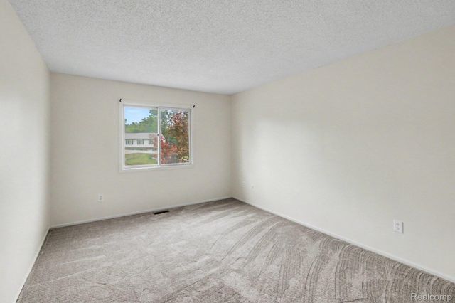 38111 Carolon Boulevard, Westland, MI 48185