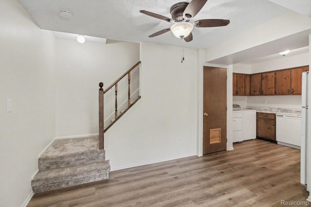 38111 Carolon Boulevard, Westland, MI 48185