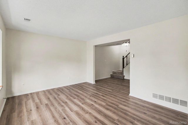38111 Carolon Boulevard, Westland, MI 48185