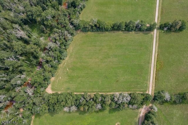 35 Barbertown Point Breeze, Kingwood Twp., NJ 08825