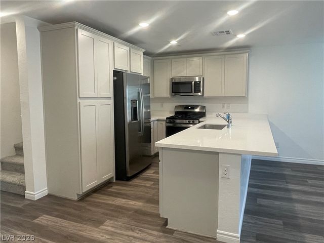 10714 Burton Grove Avenue, Las Vegas, NV 89166