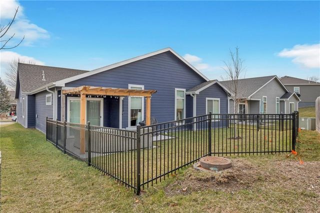3702 Tucker Trail, Lawrence, KS 66049