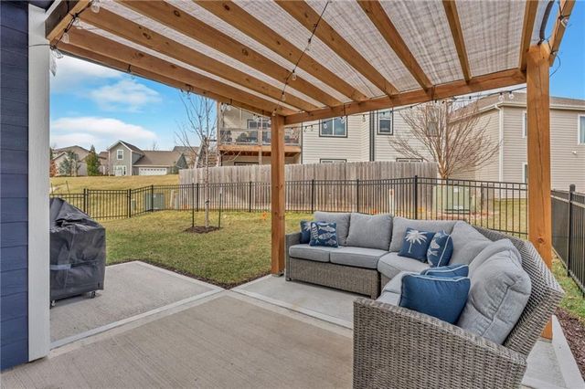 3702 Tucker Trail, Lawrence, KS 66049