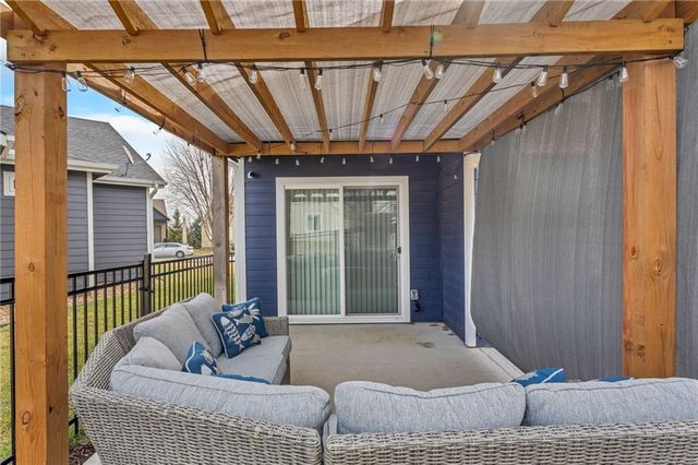 3702 Tucker Trail, Lawrence, KS 66049