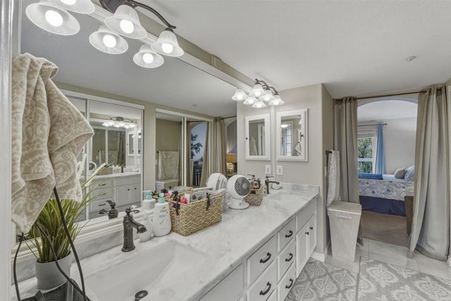 16458 Avenida Venusto E, San Diego, CA 92128