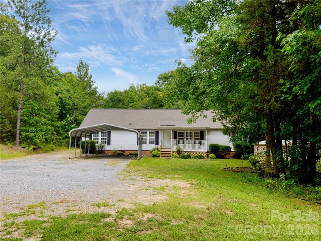 4942 Reid Road, Edgemoor, SC 29712