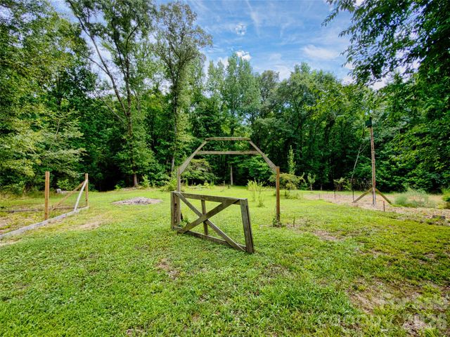 4942 Reid Road, Edgemoor, SC 29712