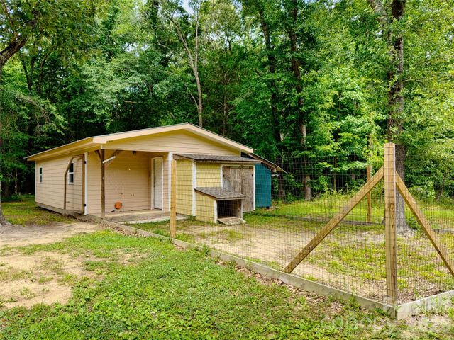 4942 Reid Road, Edgemoor, SC 29712