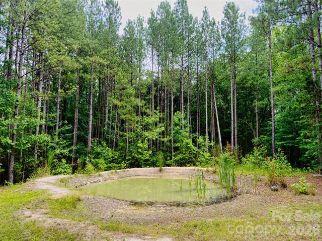 4942 Reid Road, Edgemoor, SC 29712
