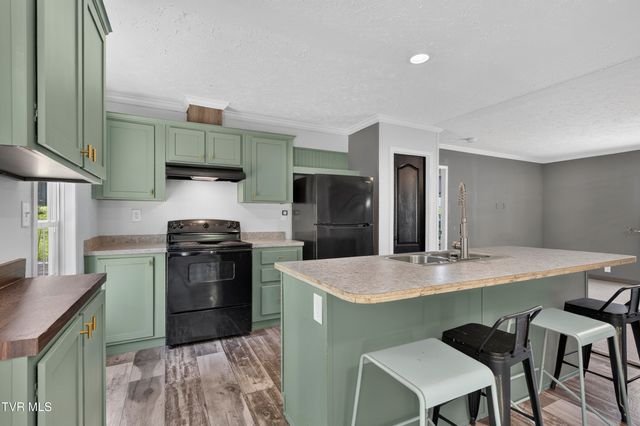 266 Deerfield Drive, Cleveland, VA 24225
