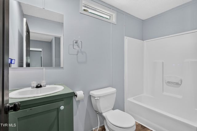 266 Deerfield Drive, Cleveland, VA 24225