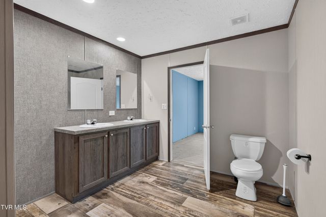 266 Deerfield Drive, Cleveland, VA 24225