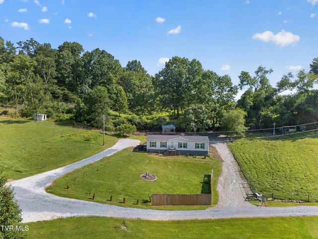 266 Deerfield Drive, Cleveland, VA 24225