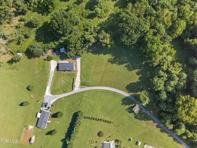 266 Deerfield Drive, Cleveland, VA 24225