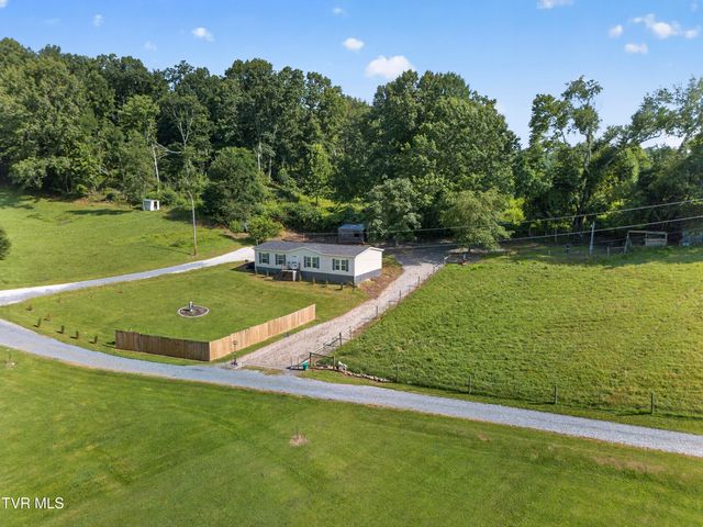 266 Deerfield Drive, Cleveland, VA 24225